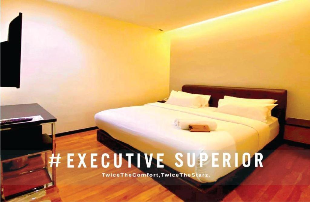 Starz hotel Kluang Exterior foto